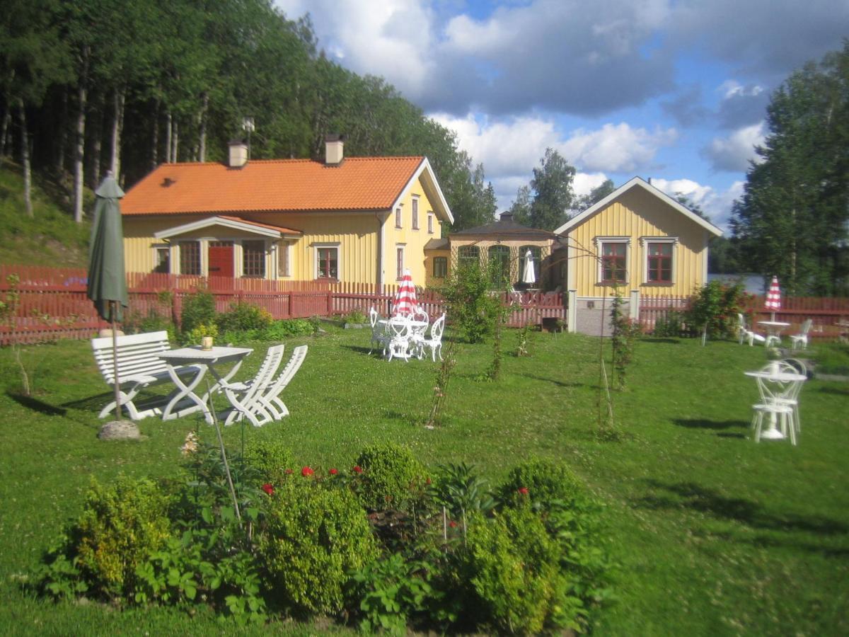 Aengbacka Bed & Breakfast Rejmyre Exterior photo