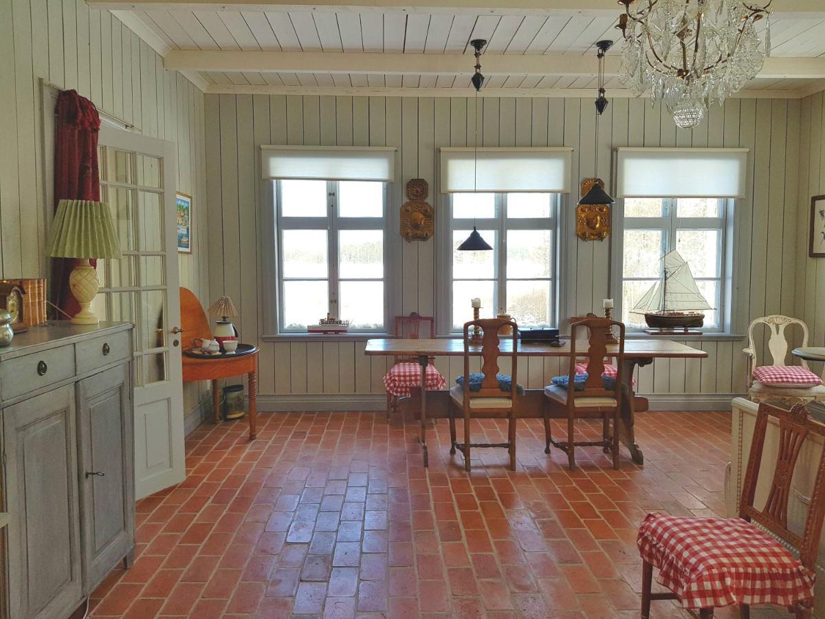 Aengbacka Bed & Breakfast Rejmyre Exterior photo