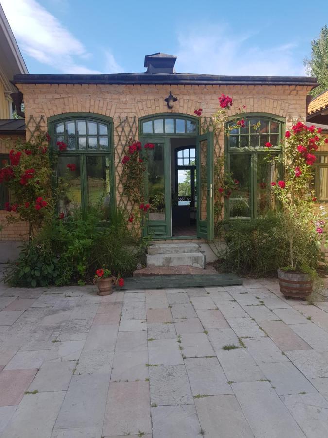 Aengbacka Bed & Breakfast Rejmyre Exterior photo
